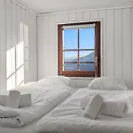 בקתה Historic Charming House 10 Min From קראנס-מונטנה