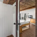Historic Charming House 10 Min From *