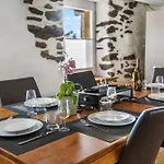 Historic Charming House 10 Min From
