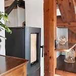 בקתה Historic Charming House 10 Min From