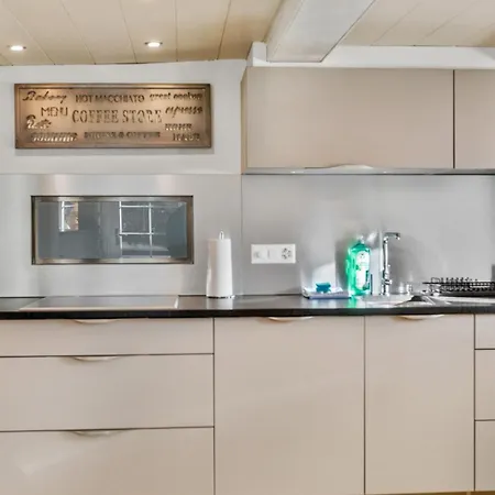 Historic Charming House 10 Min From Chalet *