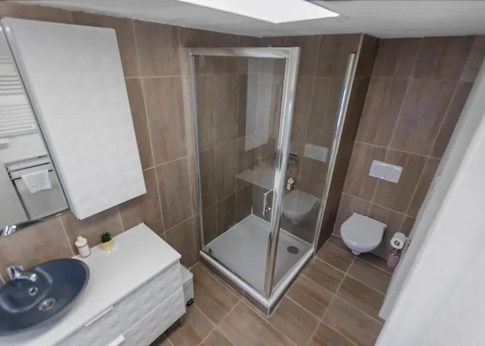 Historic Charming House 10 Min From Σαλέ *