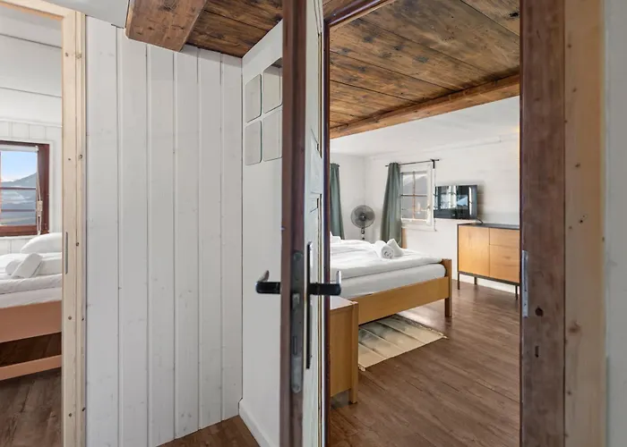 Historic Charming House 10 Min From *