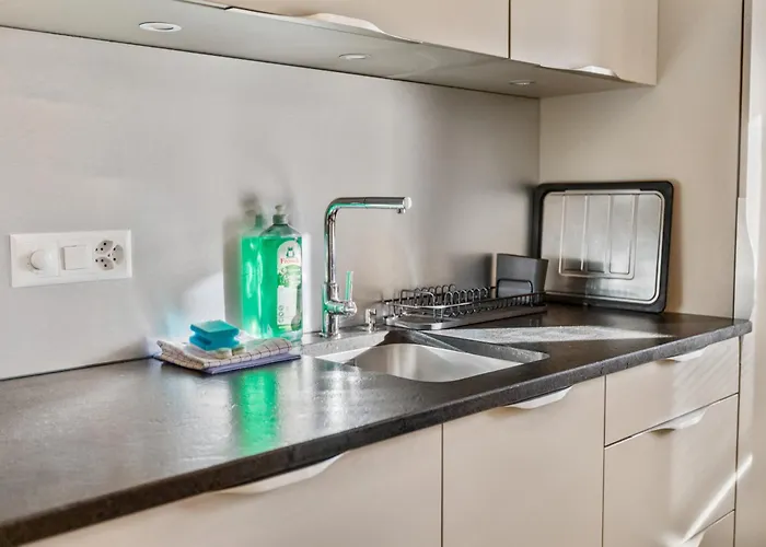 Historic Charming House 10 Min From * 克莱恩 蒙塔纳