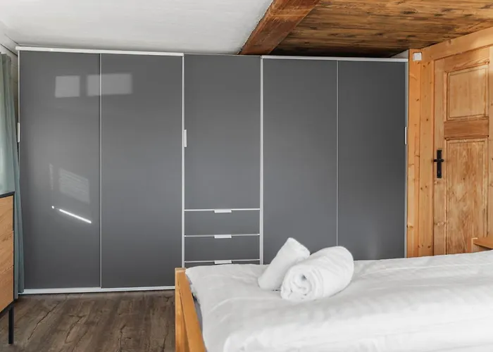 Σαλέ Historic Charming House 10 Min From Κρανς Μοντάνα