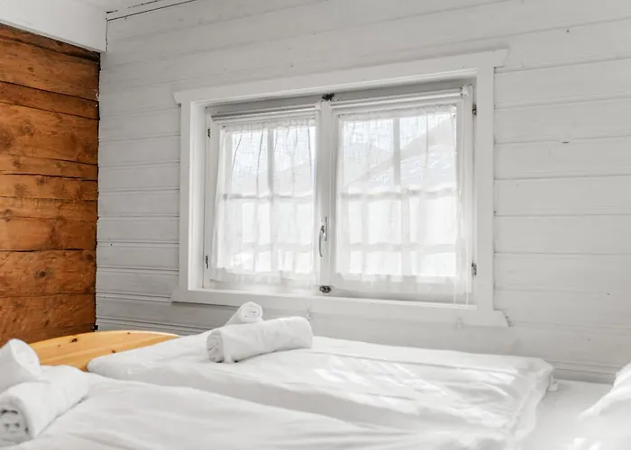 Historic Charming House 10 Min From