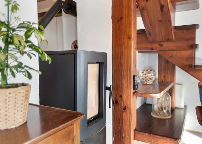 Σαλέ Historic Charming House 10 Min From