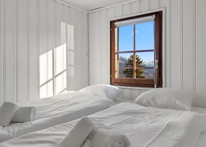 Historic Charming House 10 Min From Dağ evi Crans-Montana